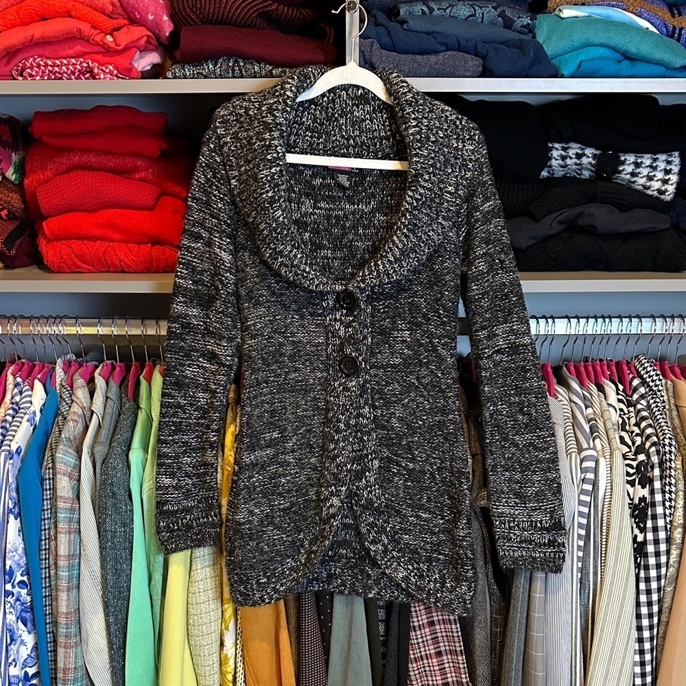 Say What? black/white heathered long sleeve 2 button closure cardigan size S